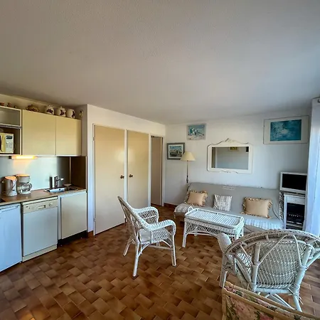 Apartment Saint-cyprien - T2 Avec Terrasse, Piscine Et Parking Securise - Fr-1-753-21 Saint-Cyprien (Pyrenees-Orientales)